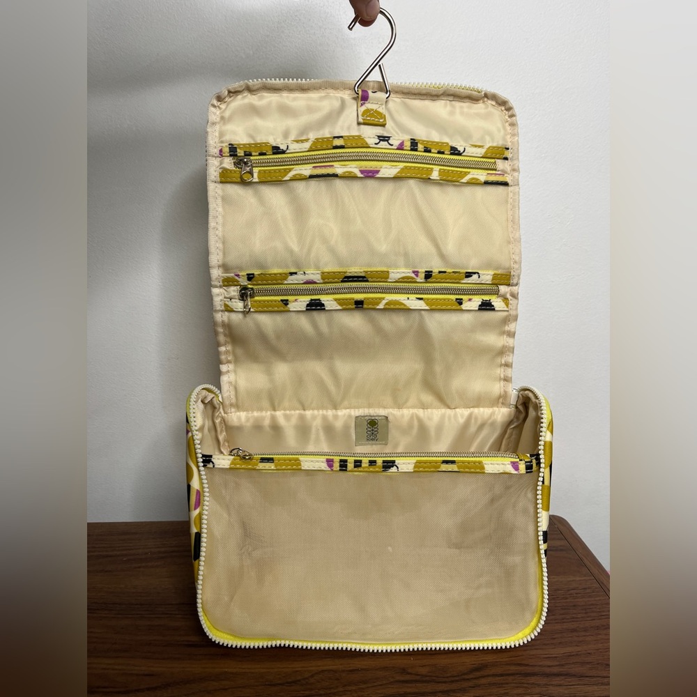 Yellow Bee Print Cosmetic Pouch - Picture 3 of 14